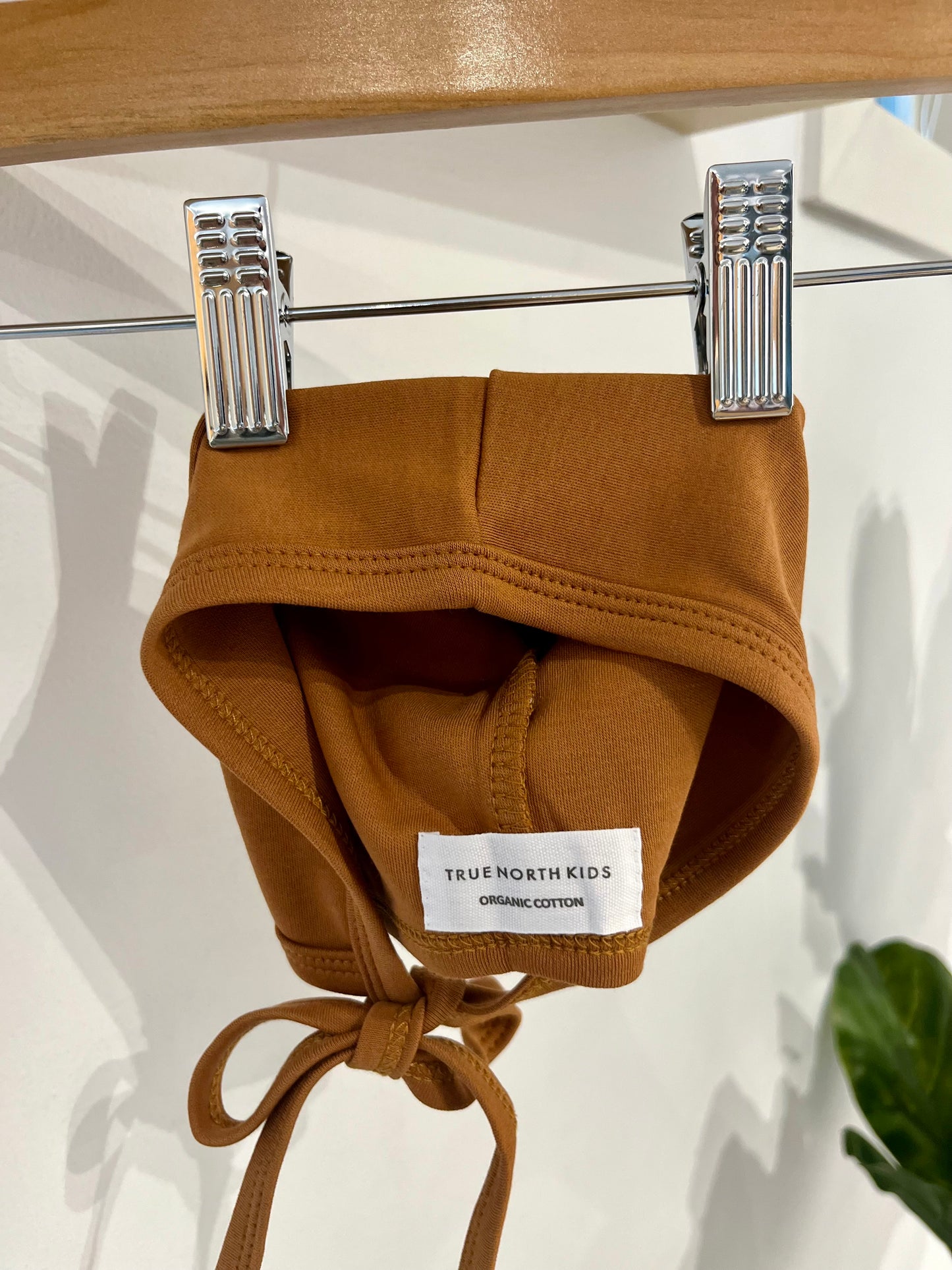 Infant Bonnet Walnut