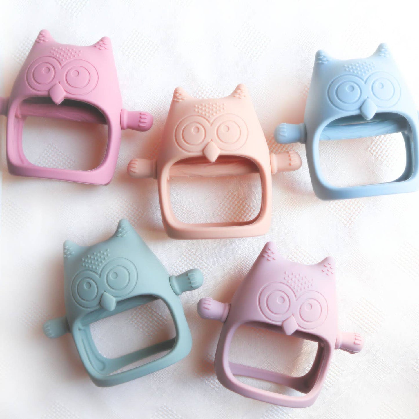 Owl Grip Teether Toy: Dusty Pink